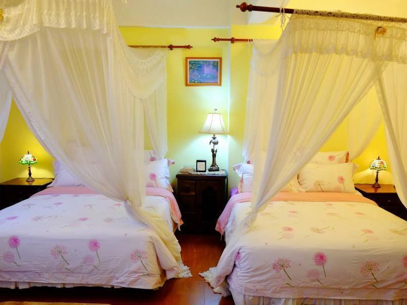 Spring Garden Homestay Хуалянь Екстер'єр фото